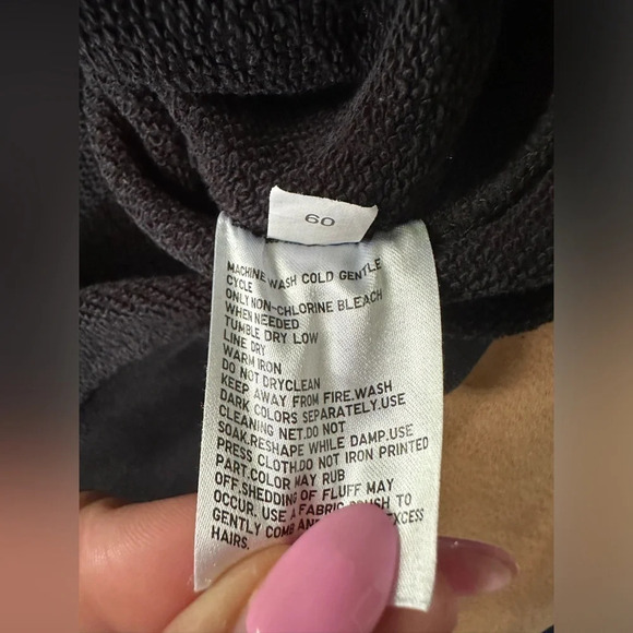 Uniqlo Line Friends Graphic Hoodie Men’s Size Large Missing String - Picture 6 of 10